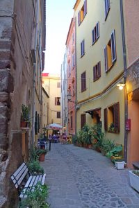 Una via del centro a Castelsardo