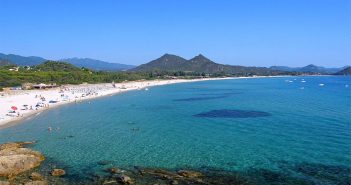 La spiaggia di Cala Sinzias