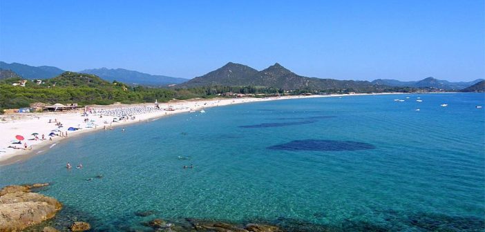 La spiaggia di Cala Sinzias