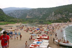 Cala Luna affollata