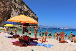 Cala Mariolu d'estate